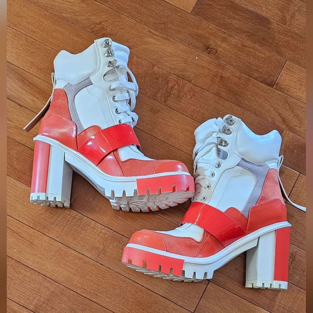 Azalea Wang Take Flight Chunky Heel Bootie Pre-loved W Size 8.5 No Box - Picture 4 of 8